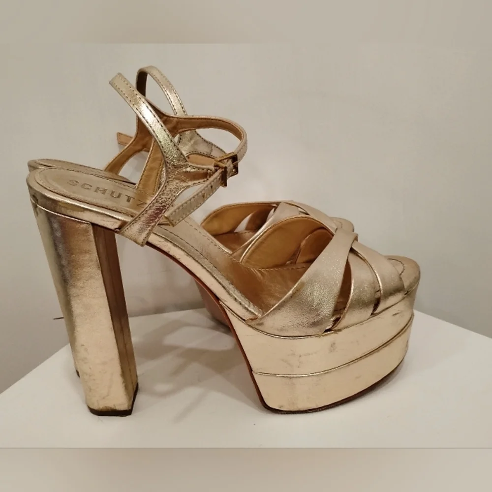 ROSE GOLD LEATHER PLATFORM SANDALS